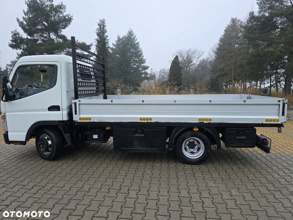 Mitsubishi Fuso Canter - 11