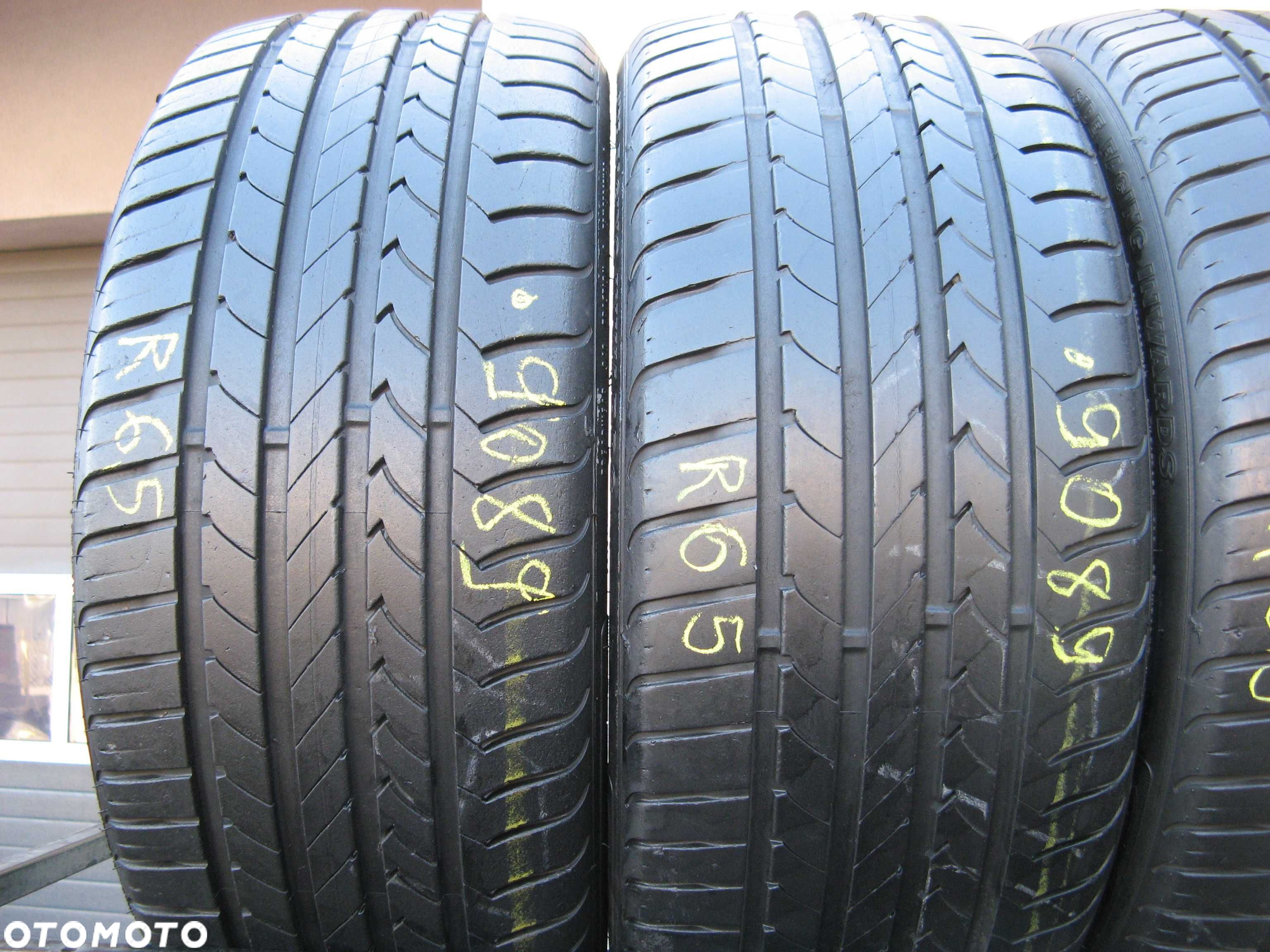 215/40R17 GOODYEAR EfficientGrip - nr.9089 - 2