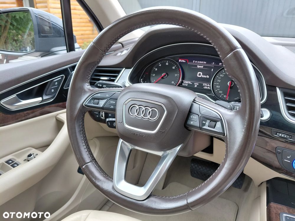 Audi Q7 - 32