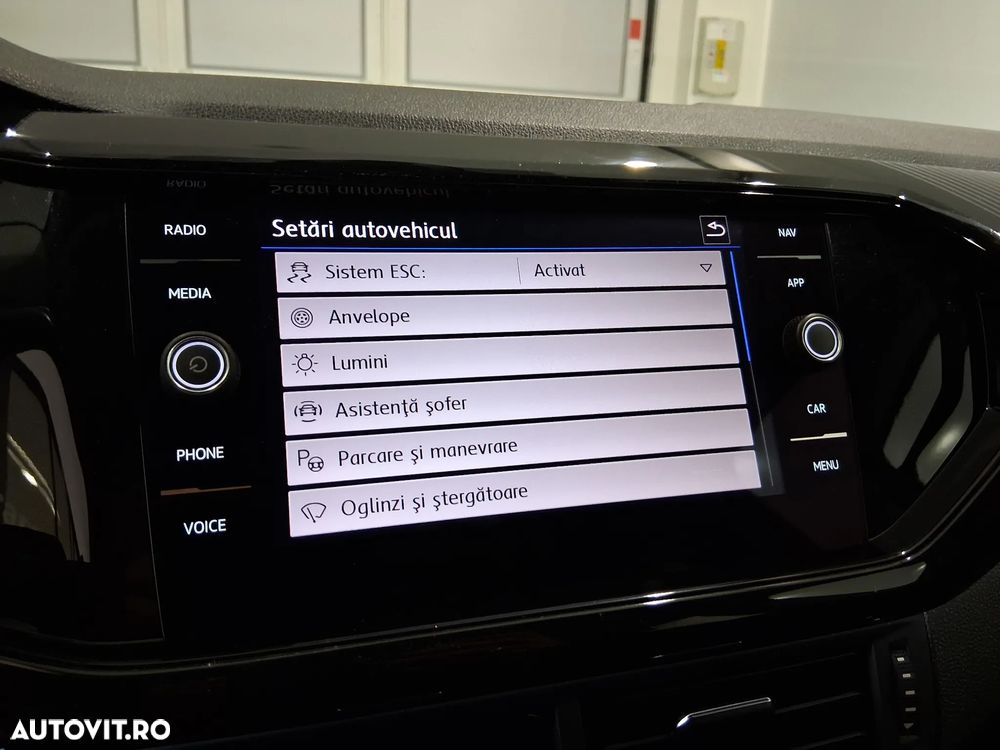 Volkswagen T-Cross 1.0 TSI Style - 25