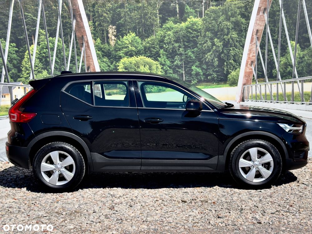 Volvo XC 40 T3 Momentum Pro - 10