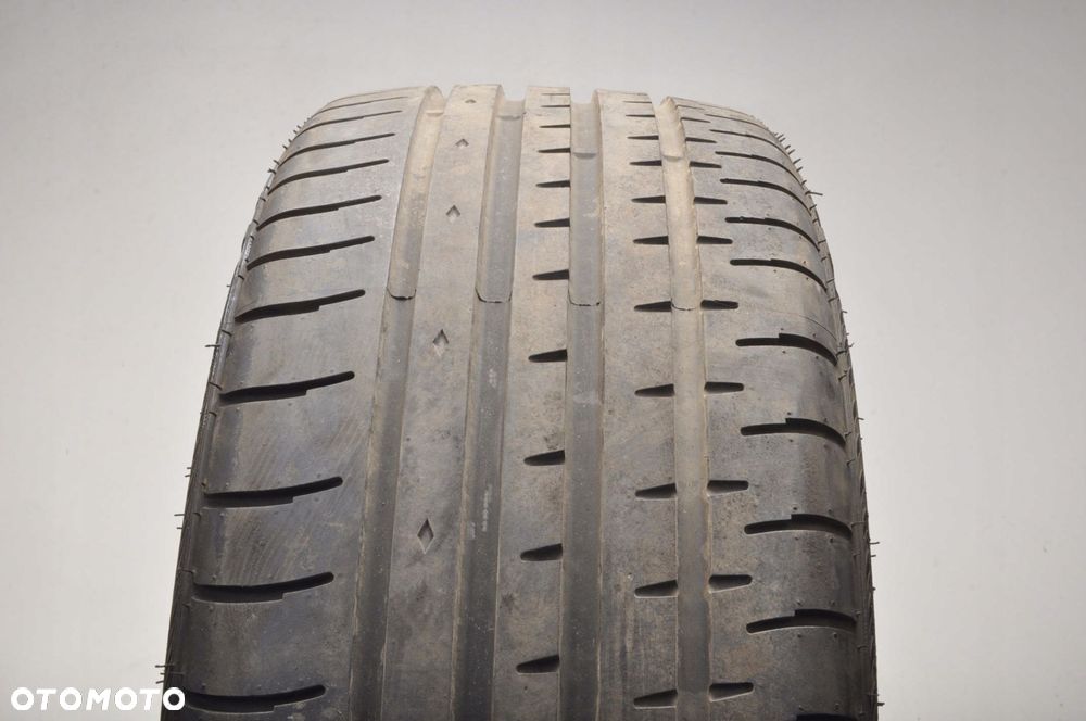 1X OPONA ACCELERA PHI 235/40R19 - 1