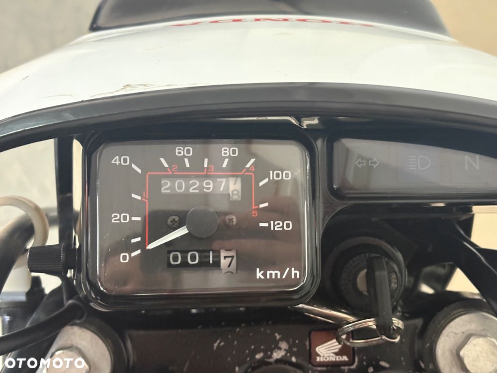 Honda XLR - 7