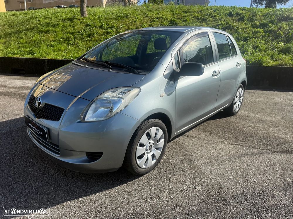 Toyota Yaris 1.0 VVT-i - 1