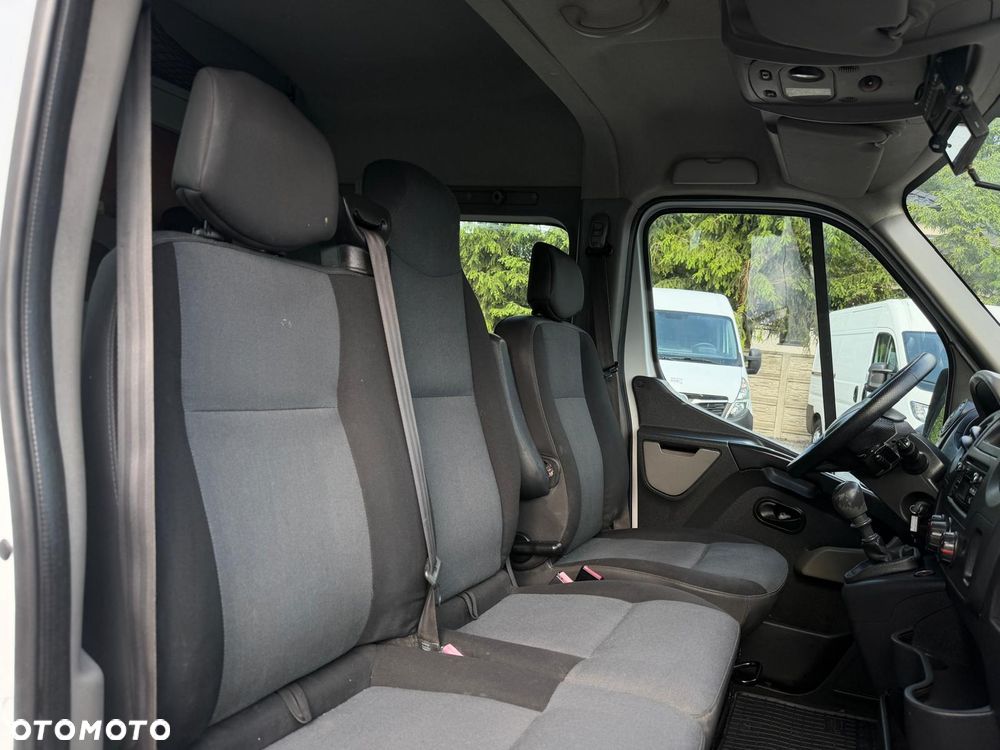 Renault Master / BRYGADÓWKA / 7 OSOBOWA / 180 TYŚ KM / BOGATA WERSJA / FV 23% / - 11