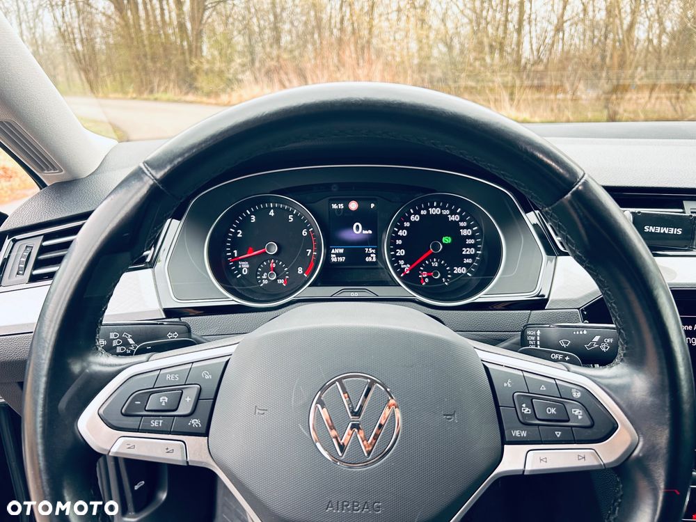 Volkswagen Passat 1.5 TSI EVO Business DSG - 14