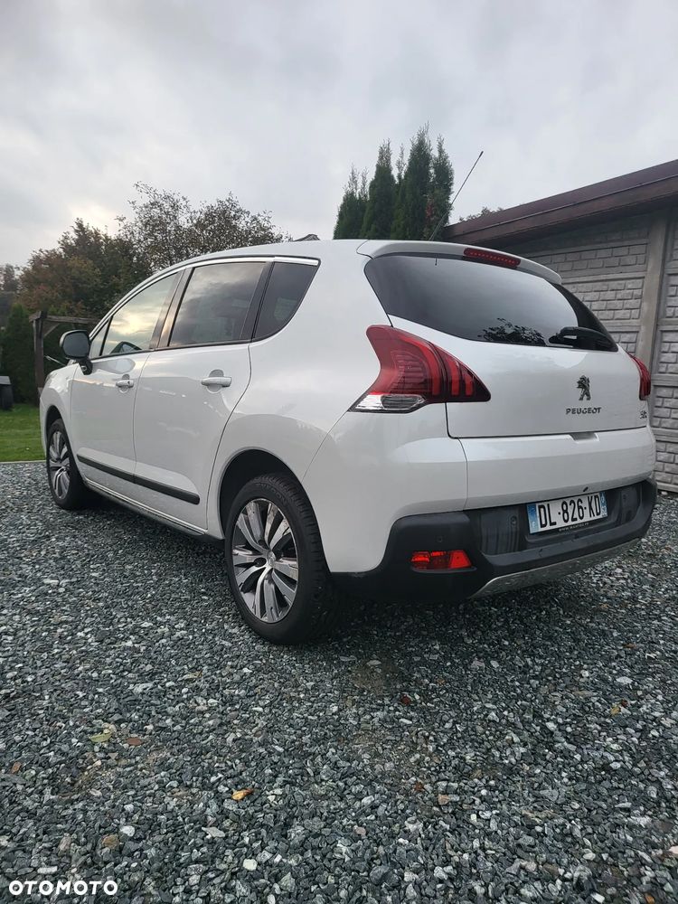 Peugeot 3008 HDi 115 Allure - 7
