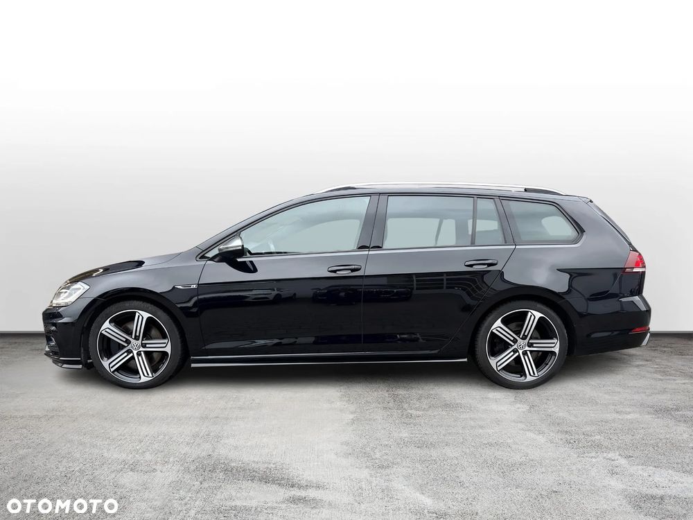 Volkswagen Golf - 22