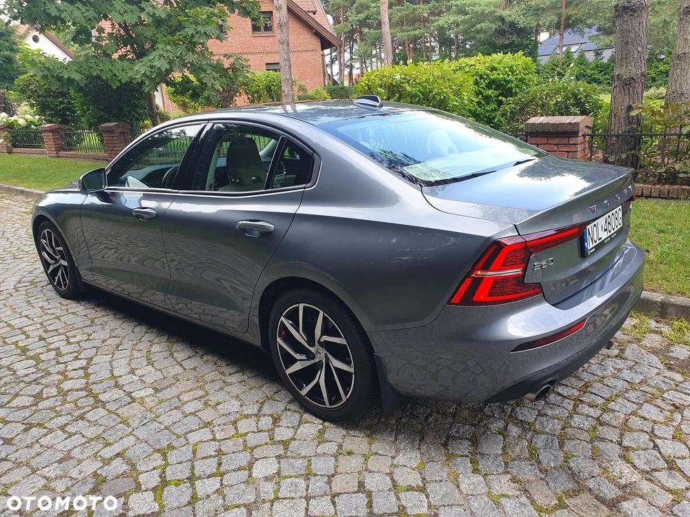 Volvo S60 T6 AWD Momentum Pro - 9