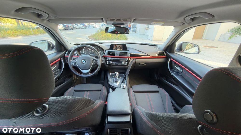 BMW Seria 3 318i Sport Line - 13