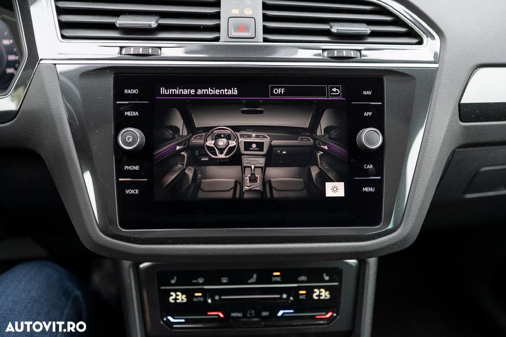 Volkswagen Tiguan - 23