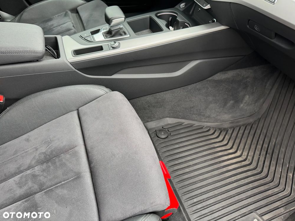 Audi A4 Limousine - 14