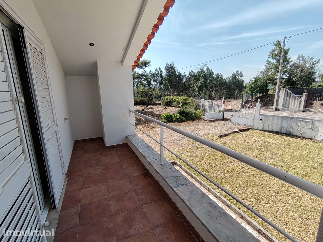Moradia T2 isolada com jardim e terraço - Grande imagem: 5/12