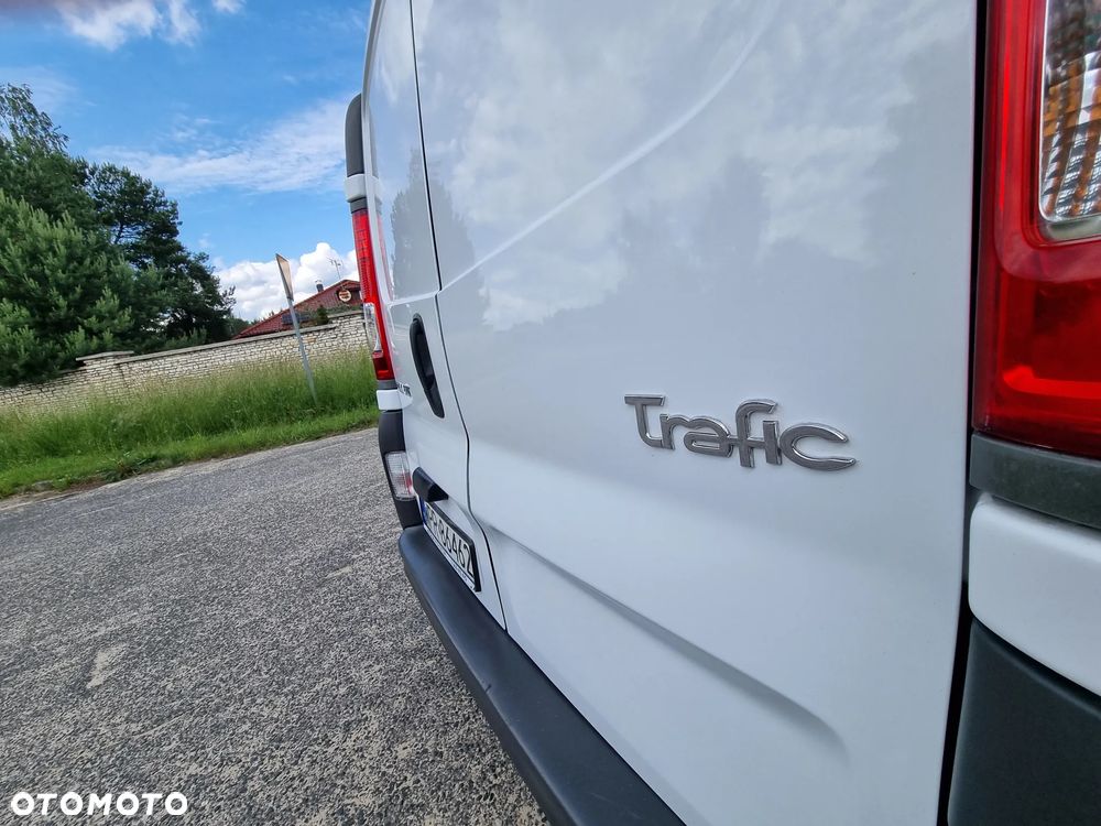 Renault Trafic - 12