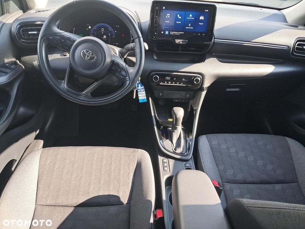 Toyota Yaris Hybrid 1.5 Style - 9