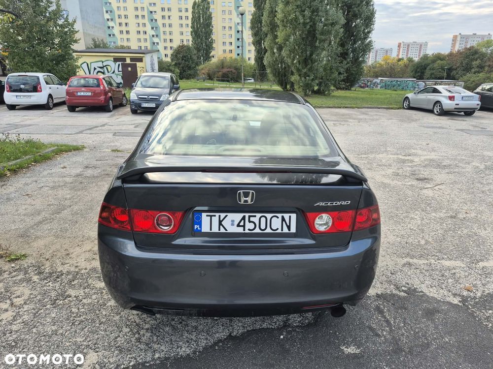 Honda Accord - 2