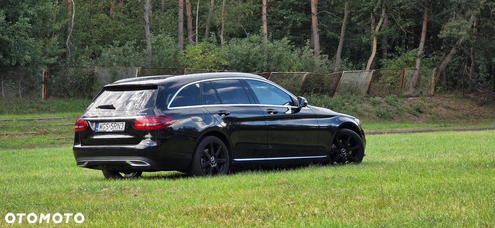 Mercedes-Benz C-Class 2019 photo 4