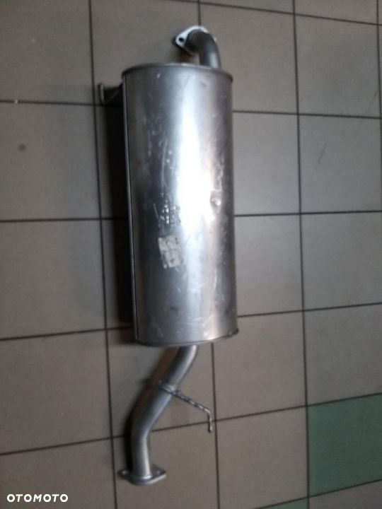 TŁUMIK ŚRODKOWY KIA SORENTO  2.4 i  /3.5i  02- - 1