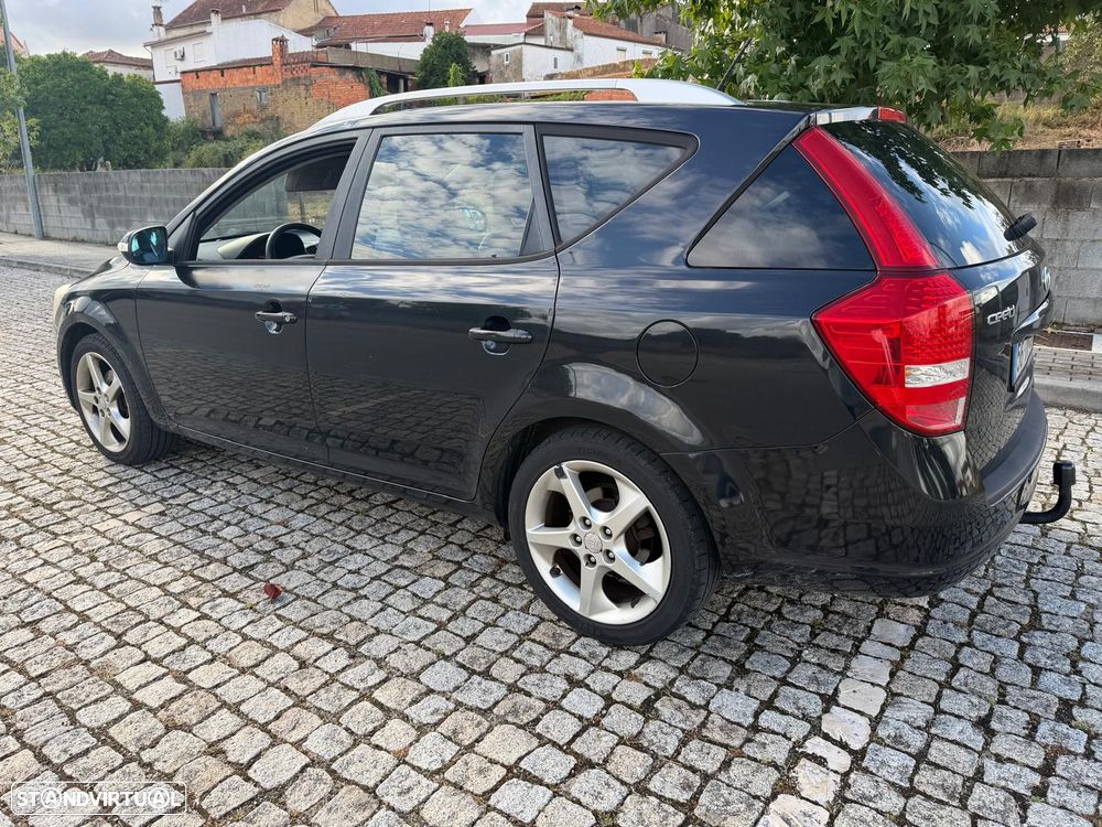 Kia Ceed SW 1.6 CRDi EX - 3