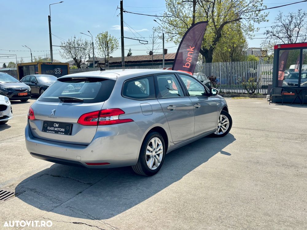 Peugeot 308 - 5