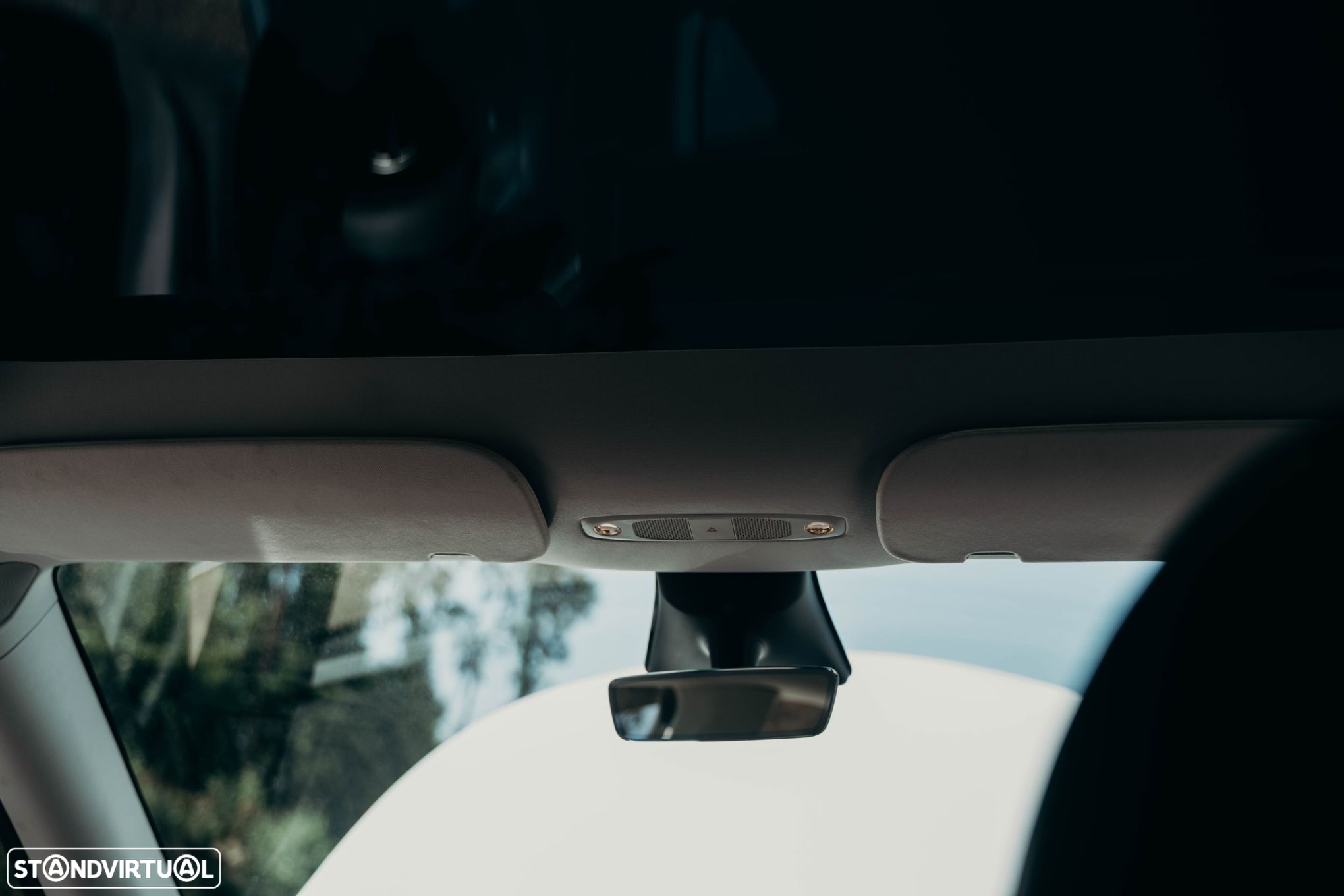Tesla Model Y Tração Traseira - 41