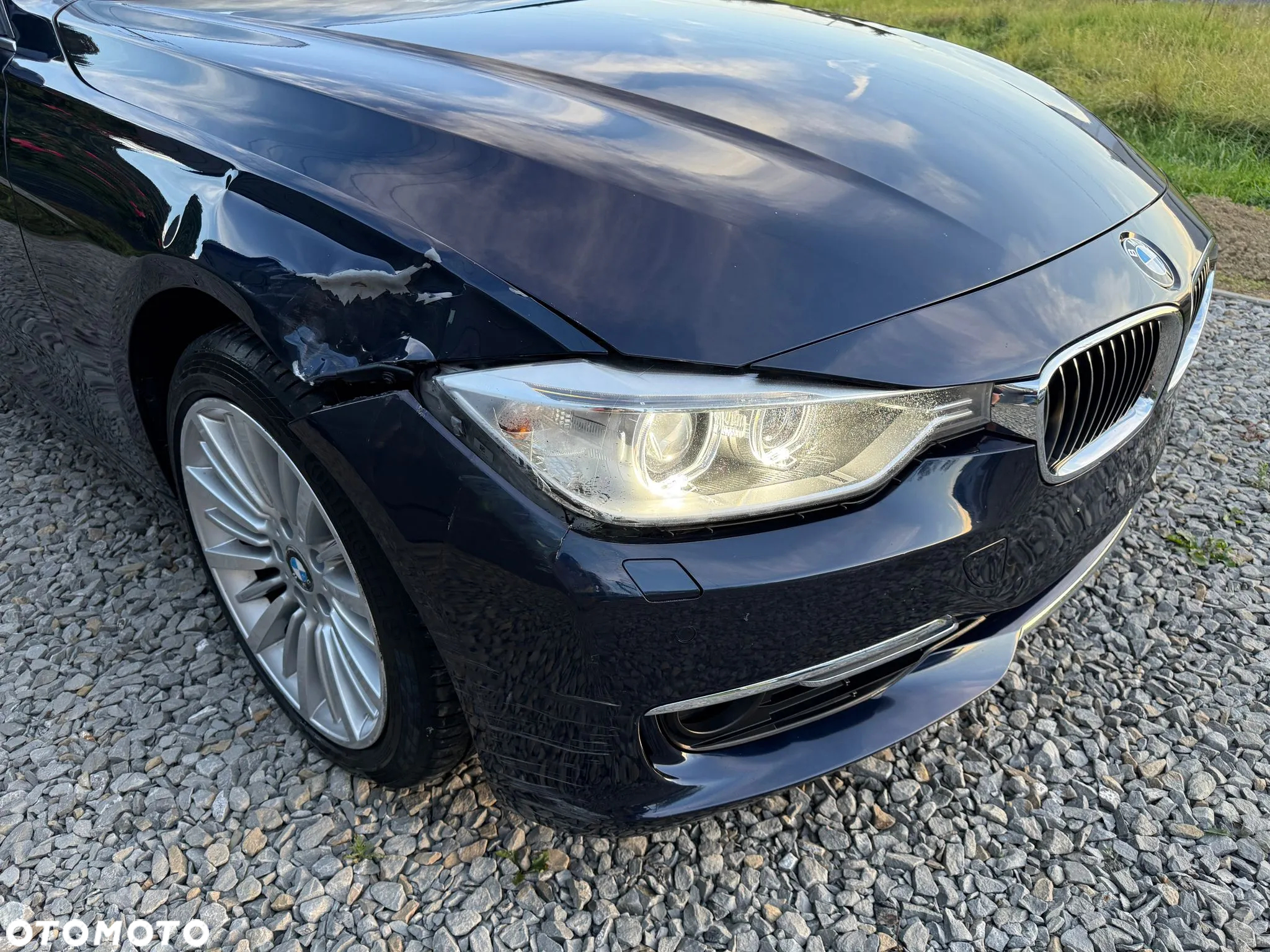 BMW Seria 3 330d Touring xDrive Sport-Aut Blue Performance Luxury Line - 13