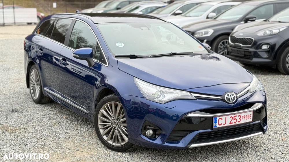 Toyota Avensis 2.0 D-4D Executive - 3