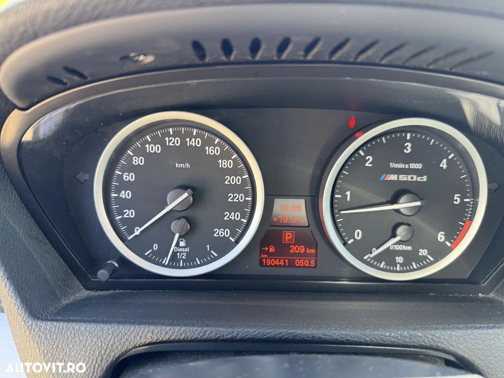 BMW X6 M M50d - 10
