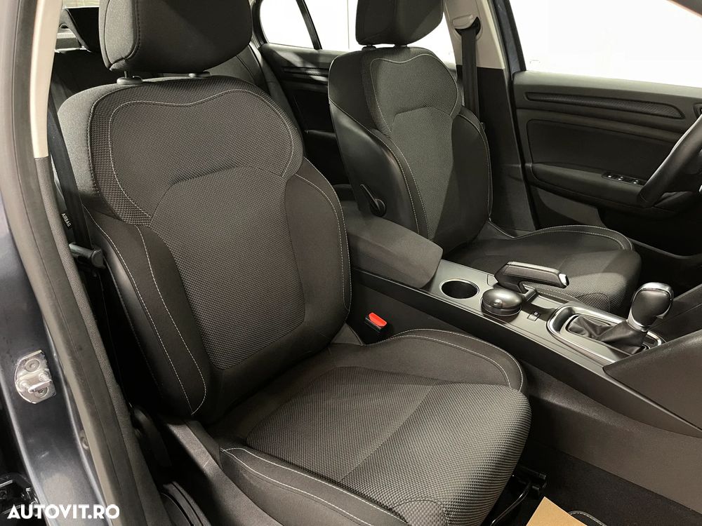 Renault Megane TCe 140 EDC GPF Equilibre - 10