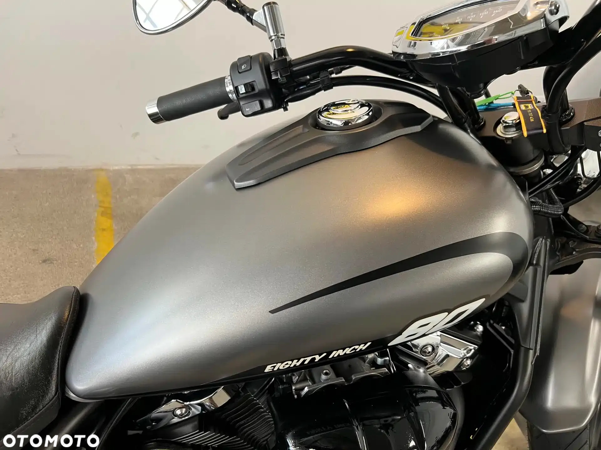 Yamaha XVS - 9