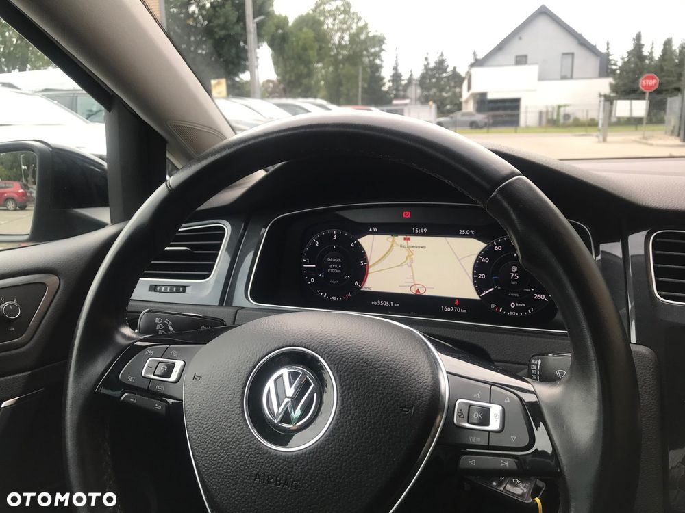 Volkswagen Golf 1.6 TDI BMT Comfortline - 23
