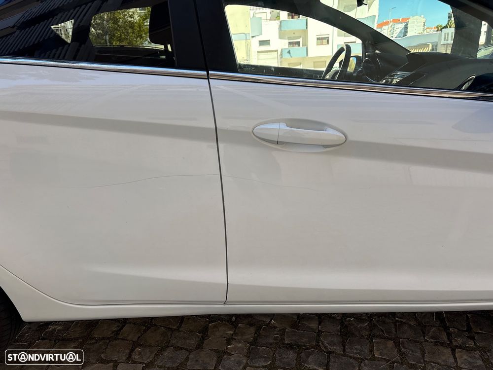 Ford Fiesta - 12