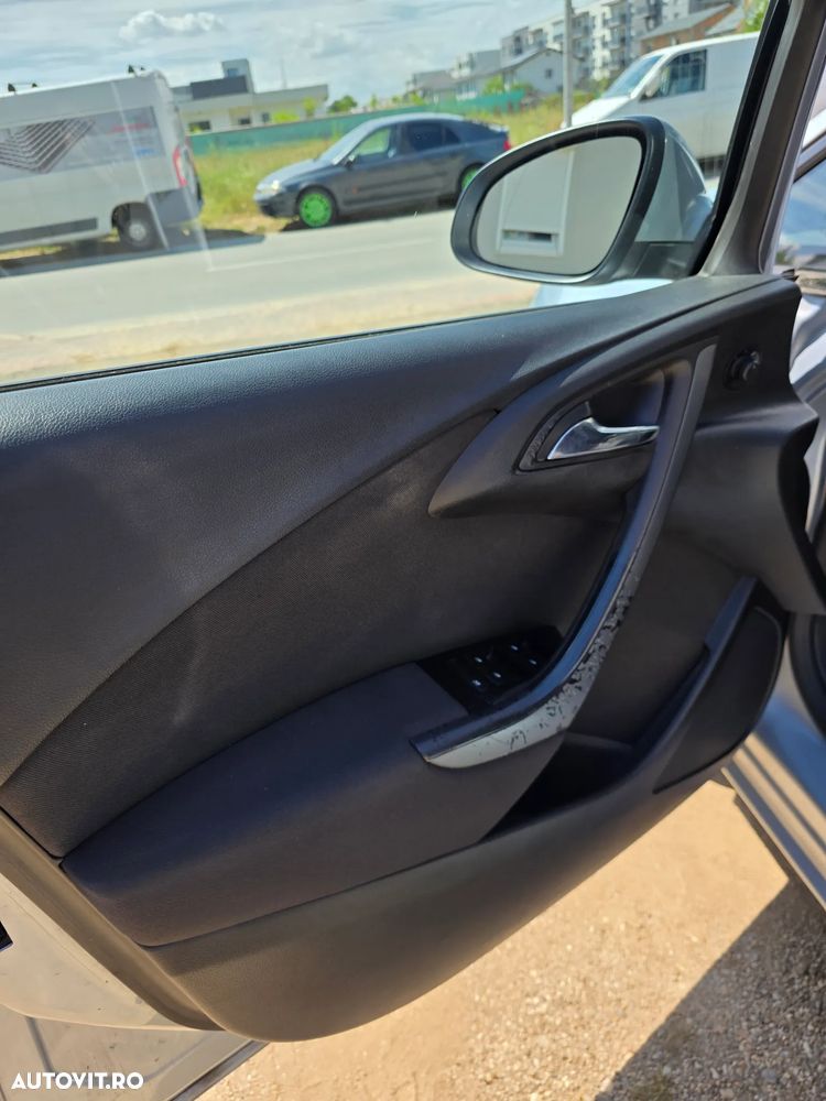 Opel Astra 1.4 Turbo ECOTEC Enjoy - 8