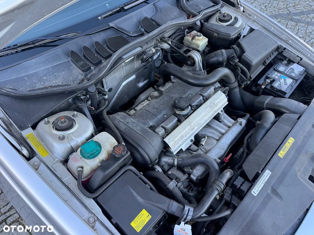 Volvo V70 2.4 T - 36