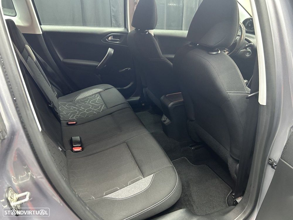 Peugeot 2008 1.2 PureTech Allure - 13