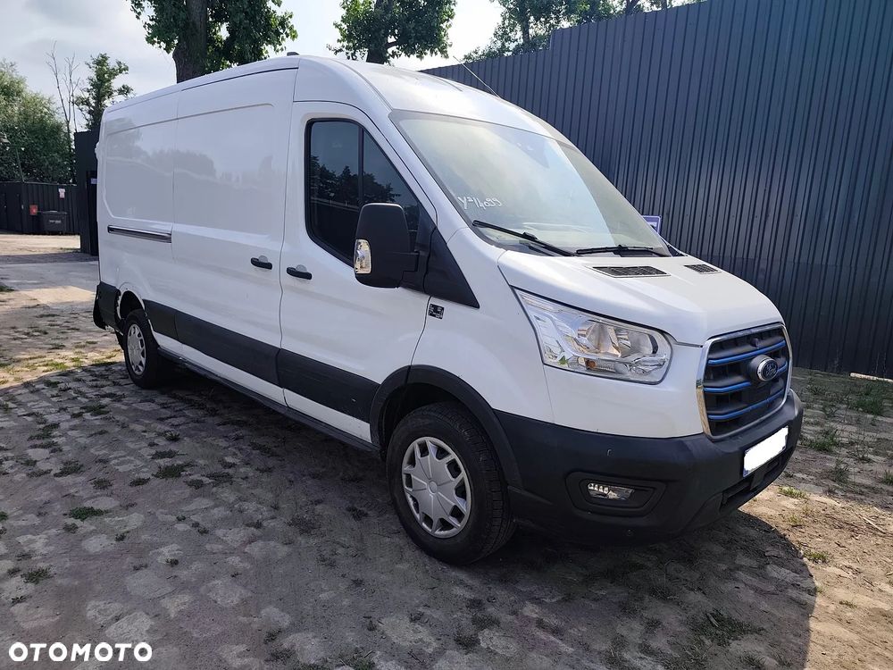 Ford Transit - 1