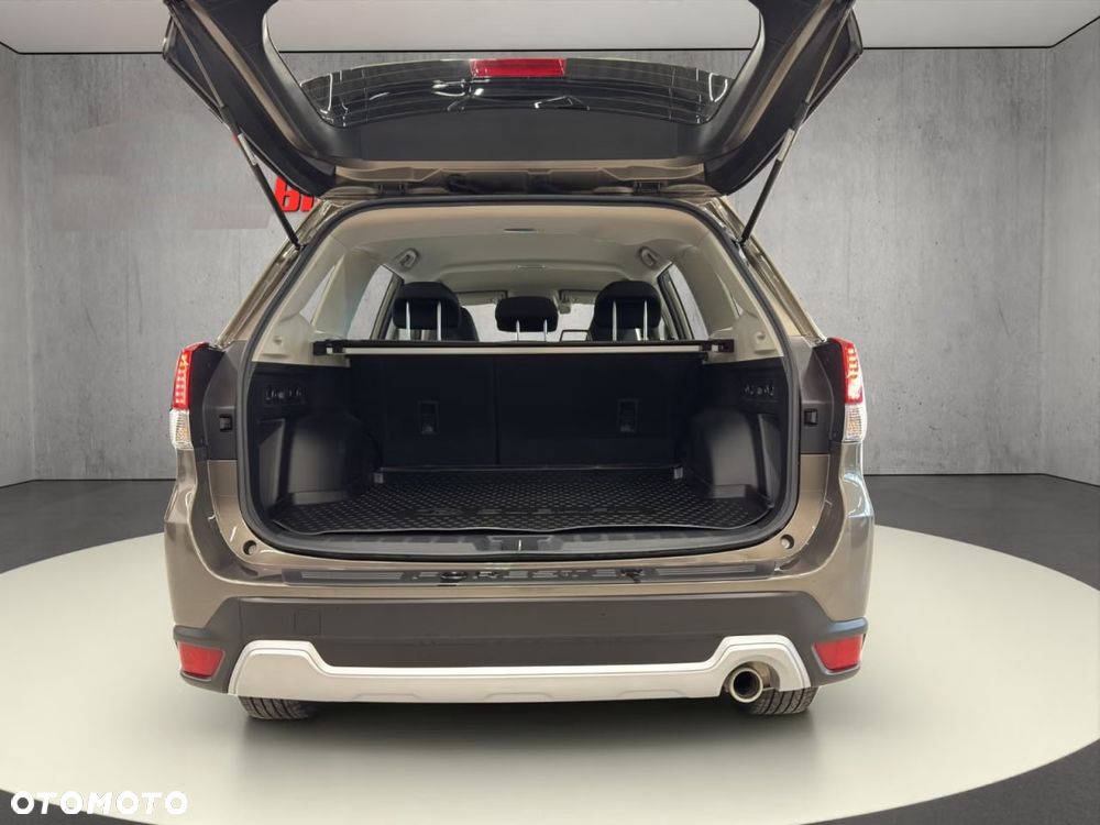 Subaru Forester 2.0ie Lineartronic Active - 9