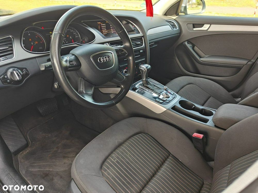 Audi A4 Avant - 10