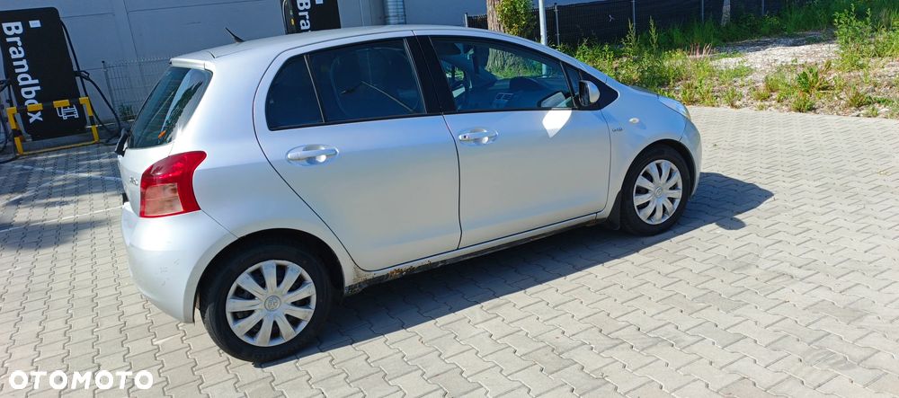Toyota Yaris 1.4 D-4D Life - 2