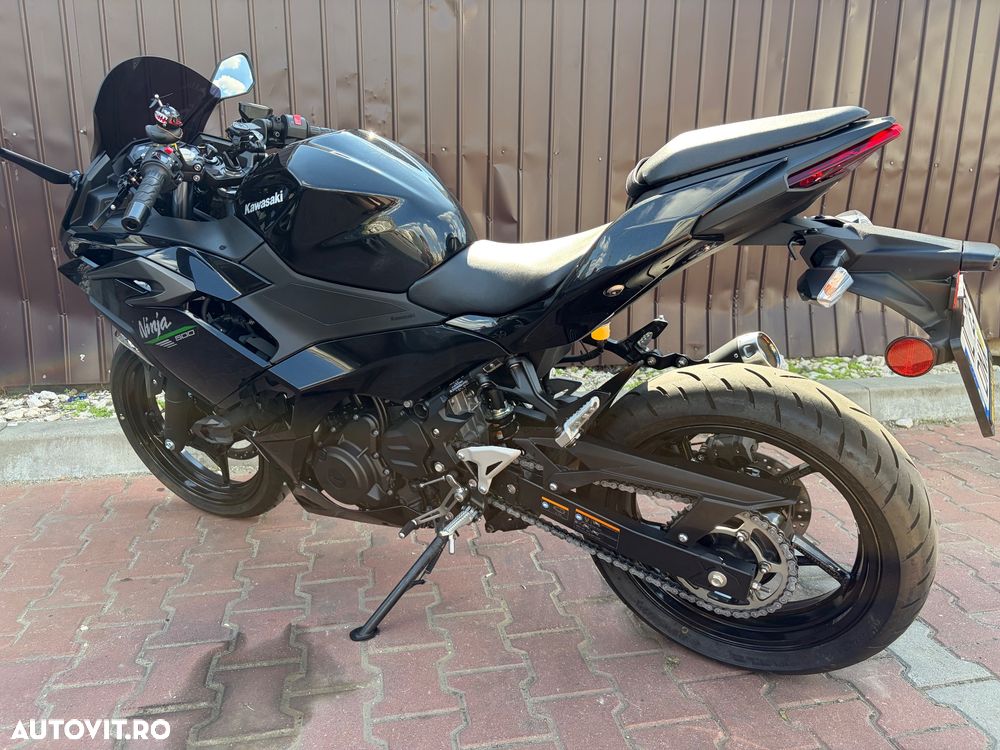 Kawasaki Ninja 500 - 31