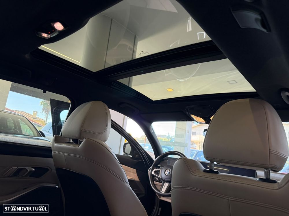 BMW 320 d Pack Desportivo M Auto - 41