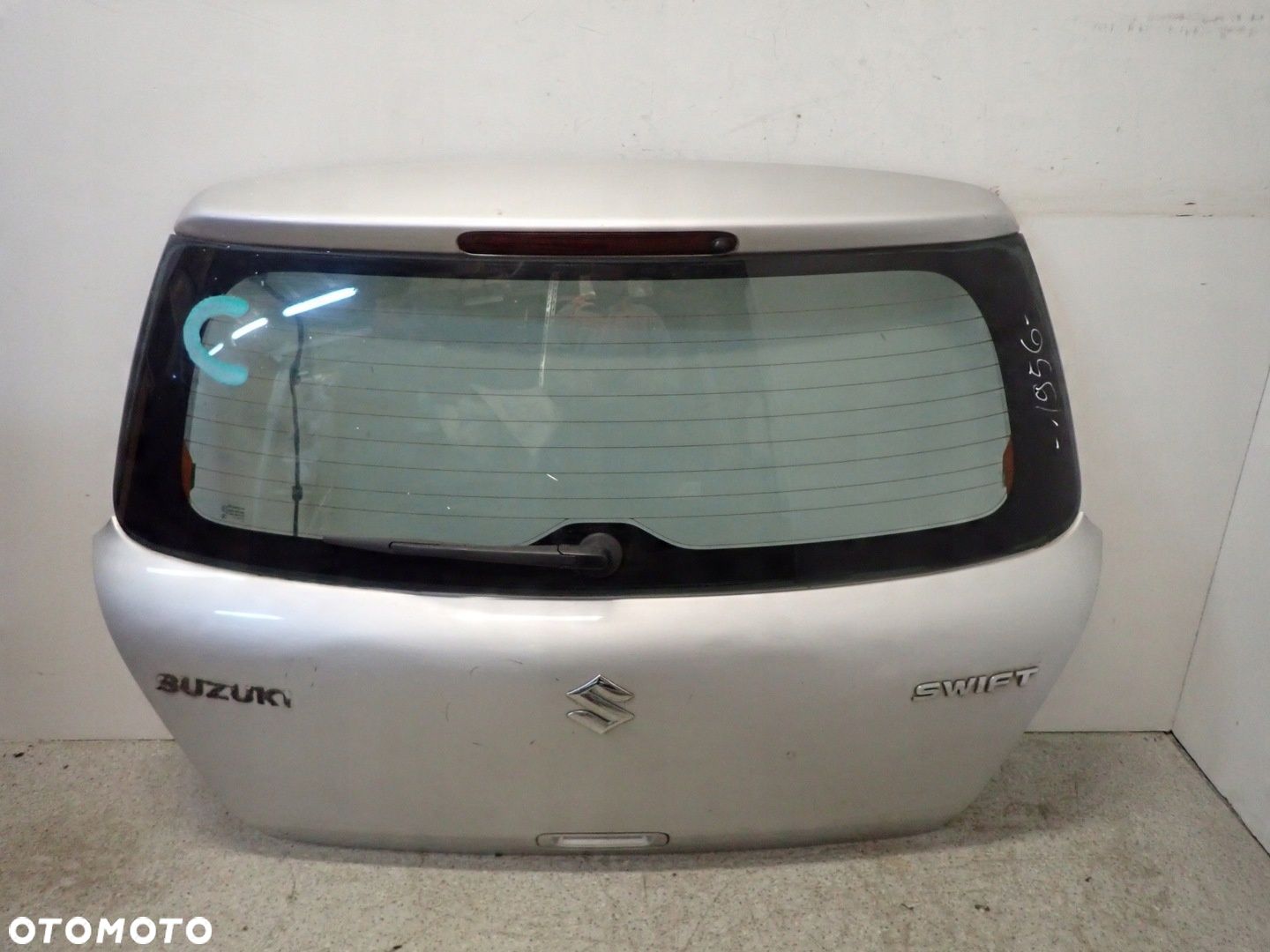SUZUKI SWIFT MK6 04-09 KLAPA BAGAŻNIKA SZYBA TYLNA - 1
