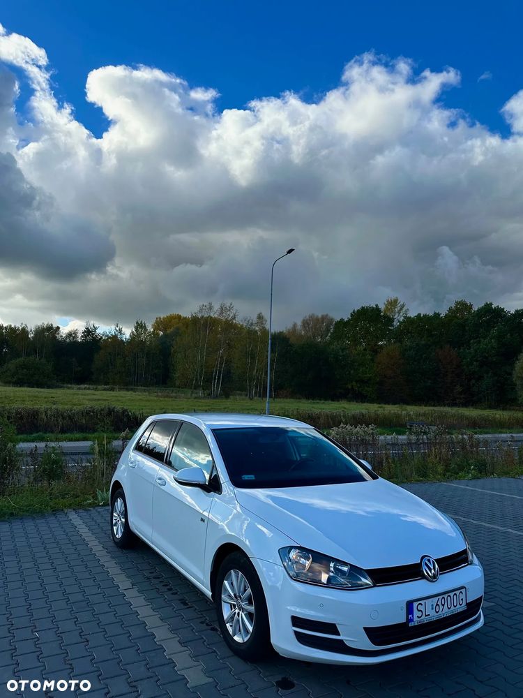 Volkswagen Golf - 5