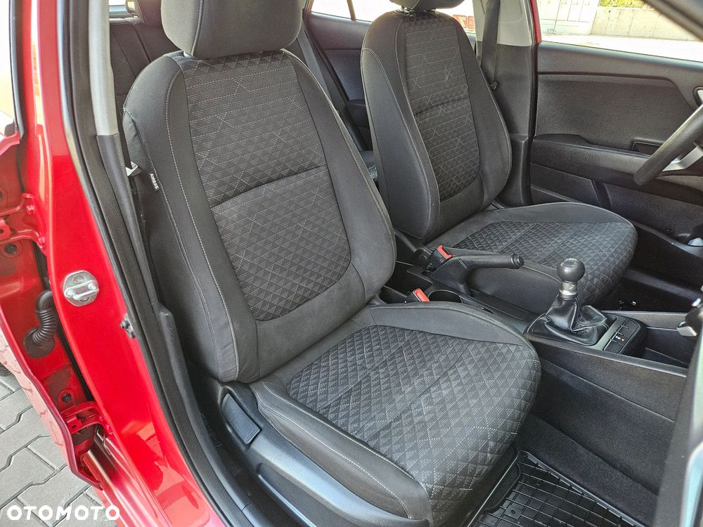 Kia Rio 1.2 L - 7