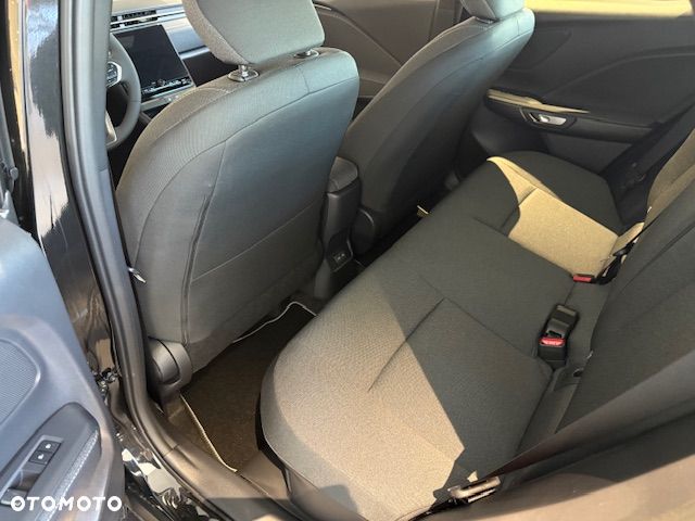 Lexus LBX 1.5 Hybrid - 8