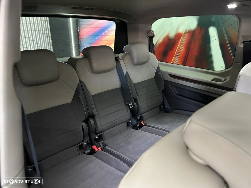 VW Multivan 2.0 TDI Style Longa DSG - 13