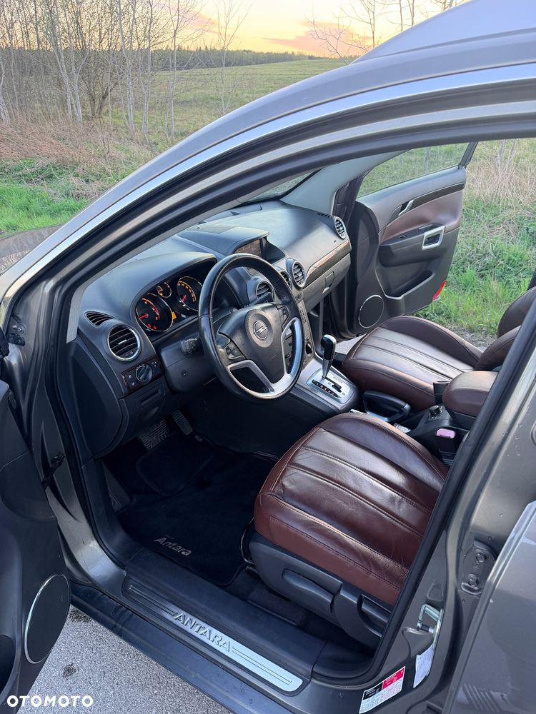 Opel Antara - 10