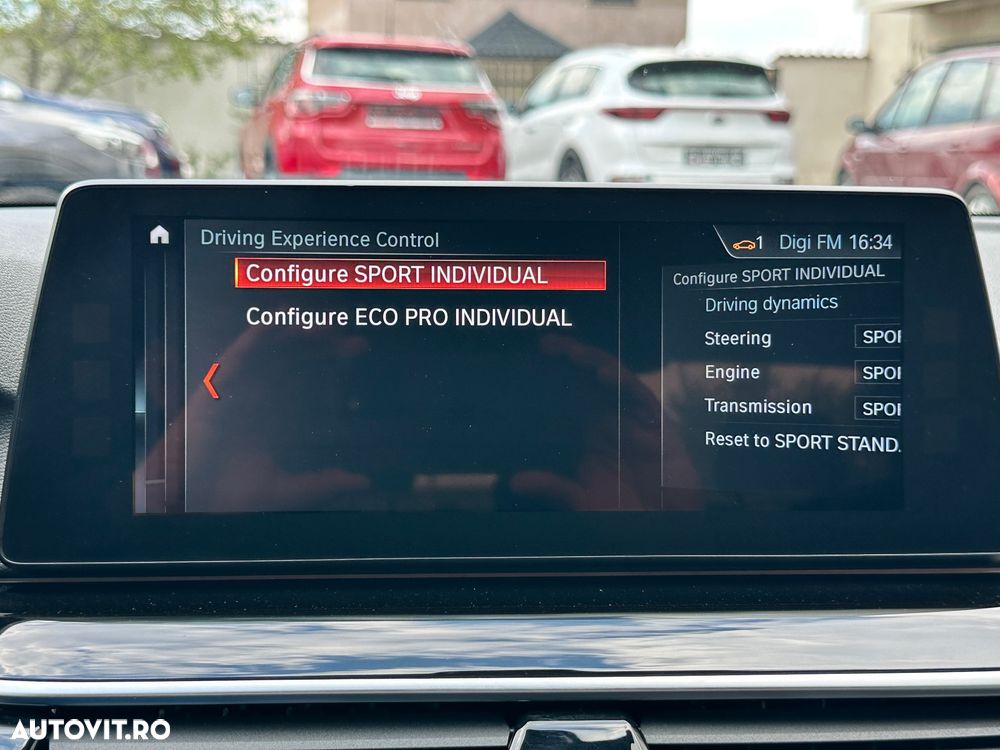 BMW Seria 5 520d Aut. - 29