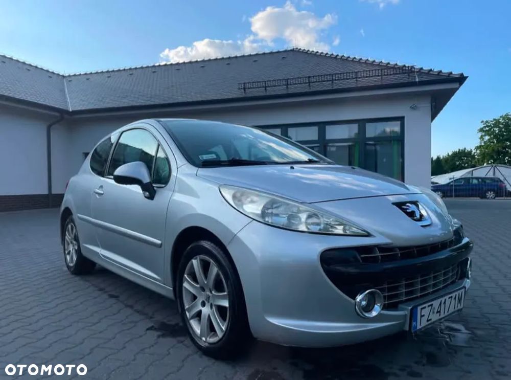 Peugeot 207 - 4