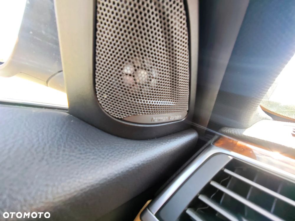 BMW Seria 3 340i xDrive Edition Luxury Line Purity - 30